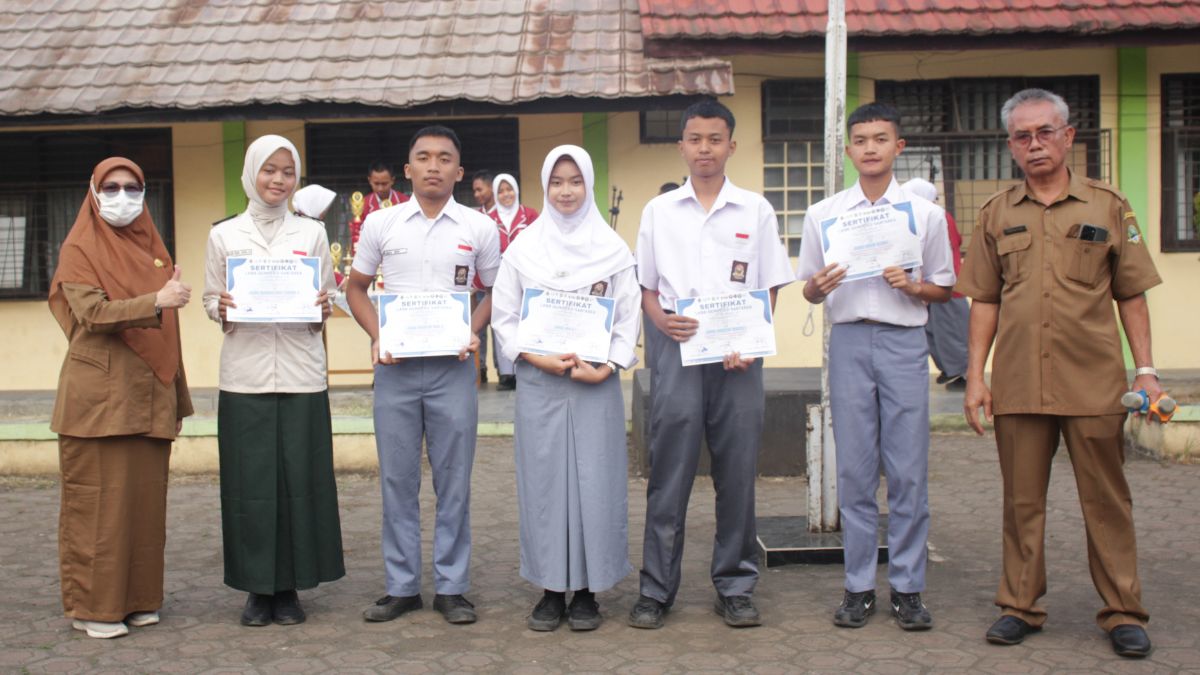 Paskibra Athena SMKN 1 Cibadak Juara Umum Global!